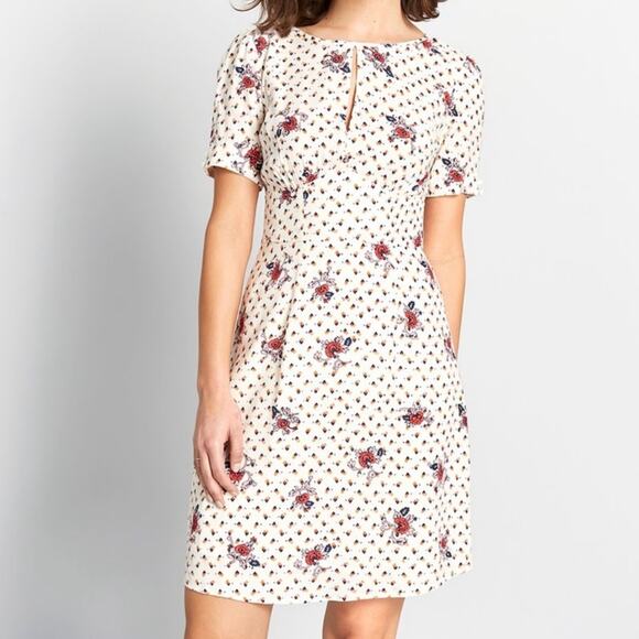 NWT Modcloth The Keyhole Story Dress Cream Floral Preppy Business Twee Size 8 - Picture 1 of 12